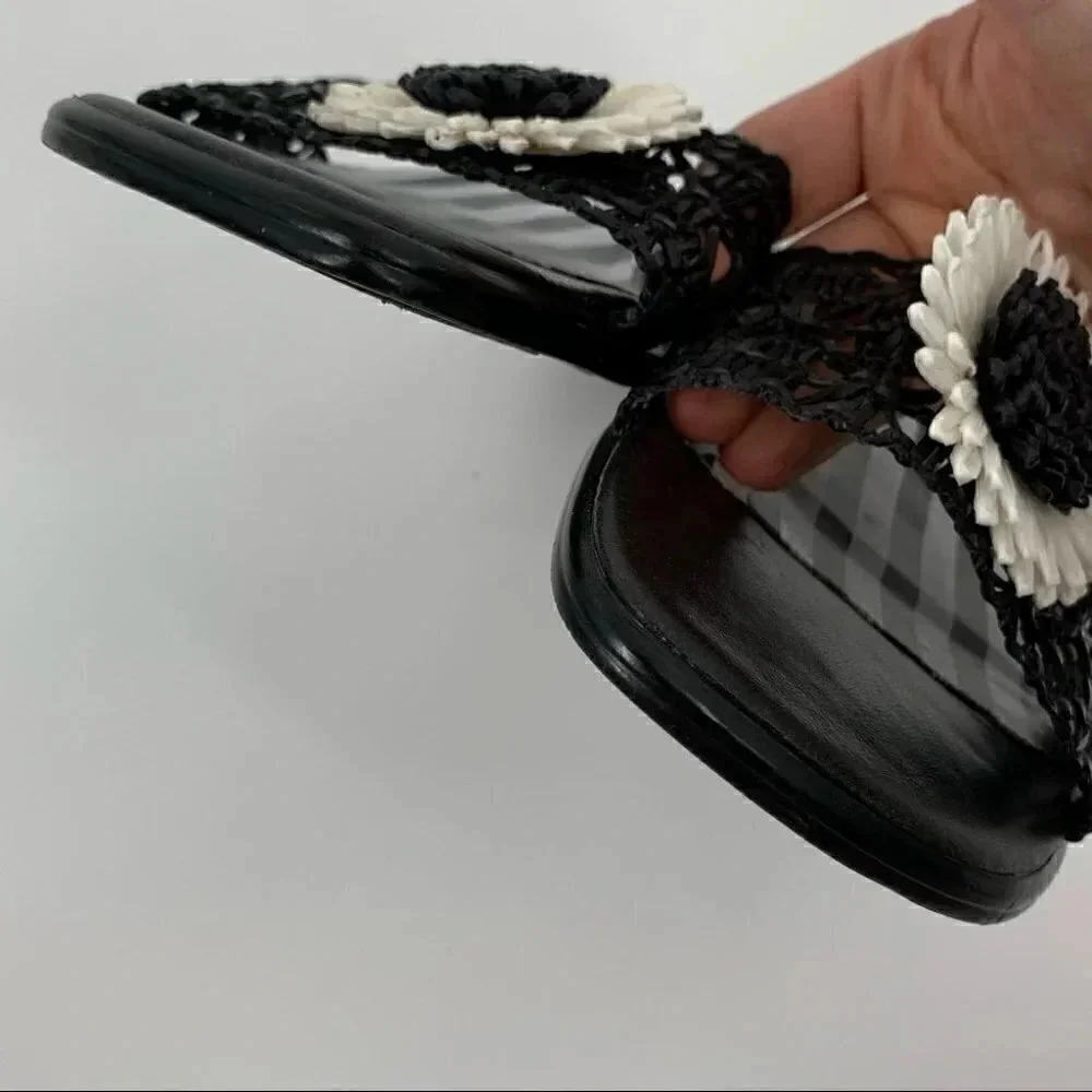 Andiamo womens sandals size 7.5 black white floral daisy vintage 90s slides